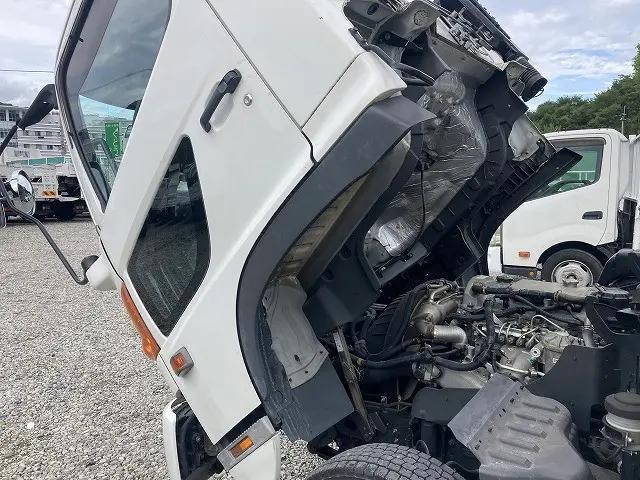 日野レンジャー平ボディ中型（4t）[写真10]