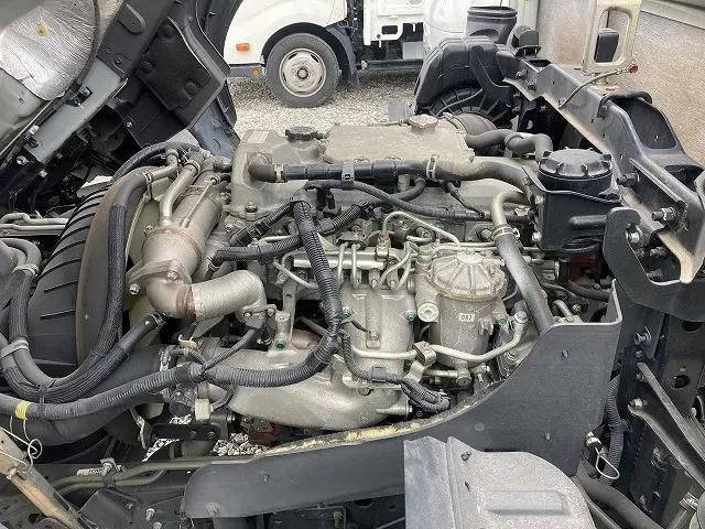 日野レンジャー平ボディ中型（4t）[写真11]