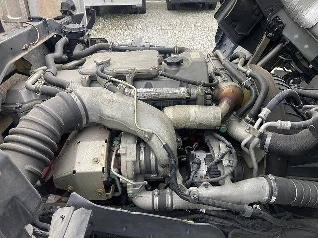 日野レンジャー平ボディ中型（4t）[写真13]