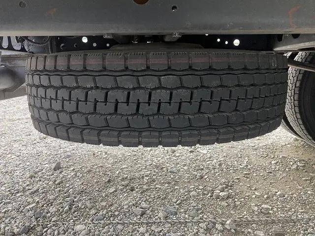 日野レンジャー平ボディ中型（4t）[写真28]