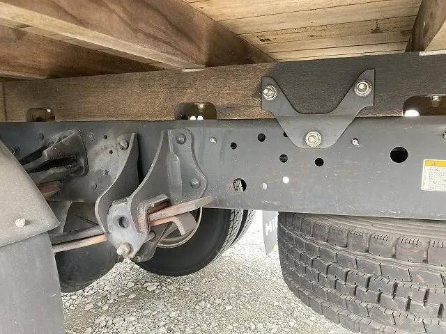 日野レンジャー平ボディ中型（4t）[写真31]