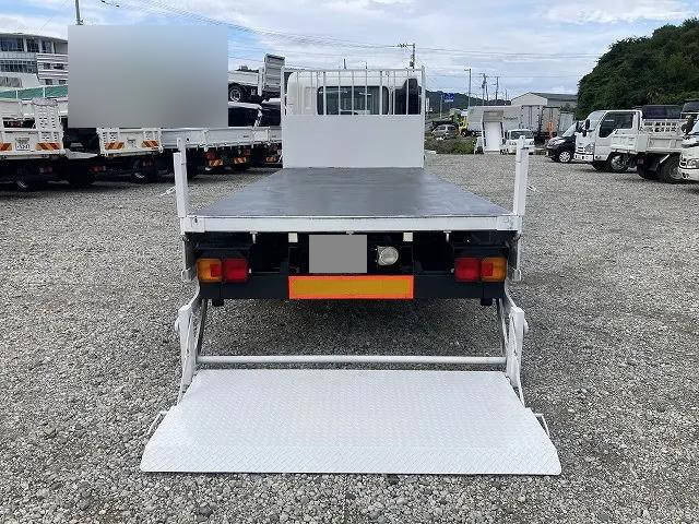 日野レンジャー平ボディ中型（4t）[写真09]