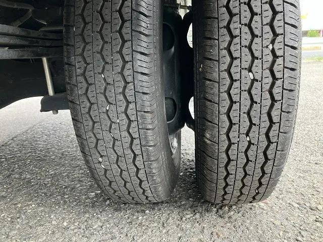 トヨタダイナ平ボディ小型（2t・3t）[写真18]