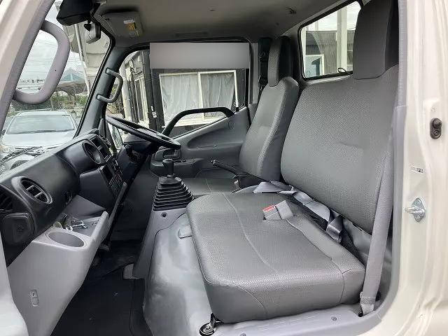 トヨタダイナ平ボディ小型（2t・3t）[写真30]