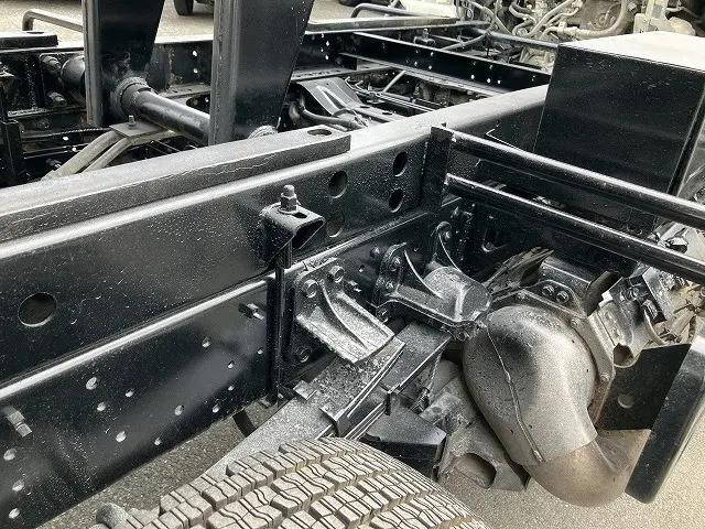 いすゞフォワードダンプ中型（4t）[写真15]