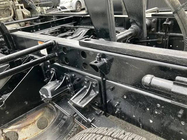 いすゞフォワードダンプ中型（4t）[写真16]