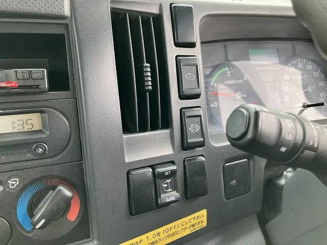 いすゞフォワードダンプ中型（4t）[写真28]