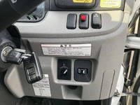 三菱ふそうキャンターセーフティローダー小型（2t・3t）[写真18]