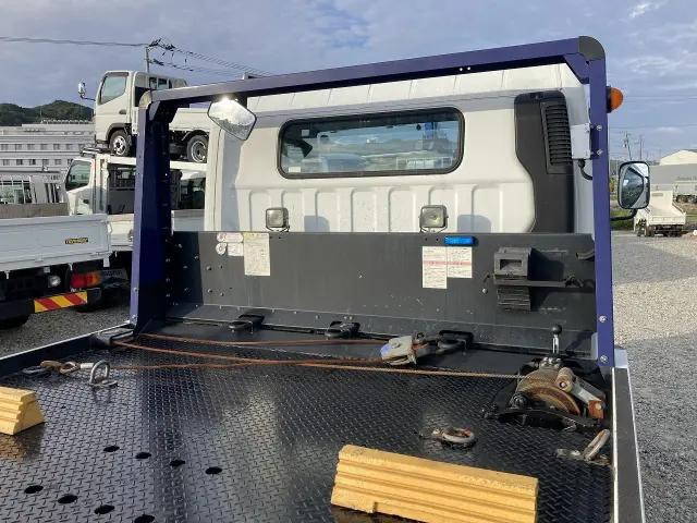 三菱ふそうキャンターセーフティローダー小型（2t・3t）[写真23]