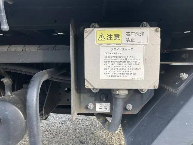 三菱ふそうキャンターセーフティローダー小型（2t・3t）[写真28]