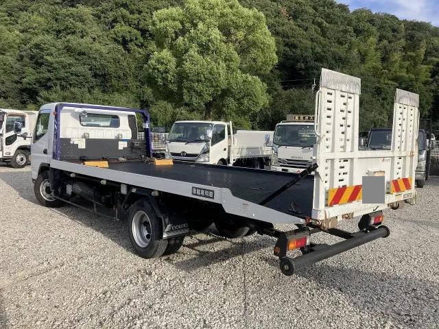 三菱ふそうキャンターセーフティローダー小型（2t・3t）[写真04]