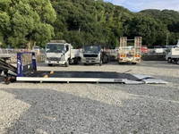 三菱ふそうキャンターセーフティローダー小型（2t・3t）[写真09]