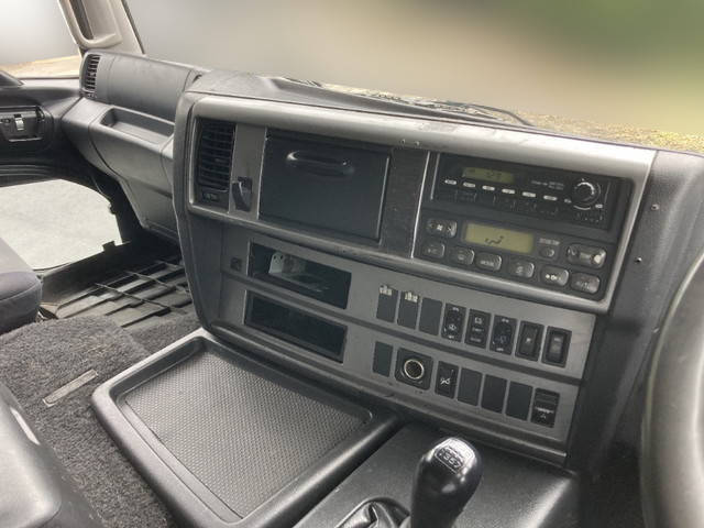 日野プロフィアアルミブロック大型（10t）[写真29]