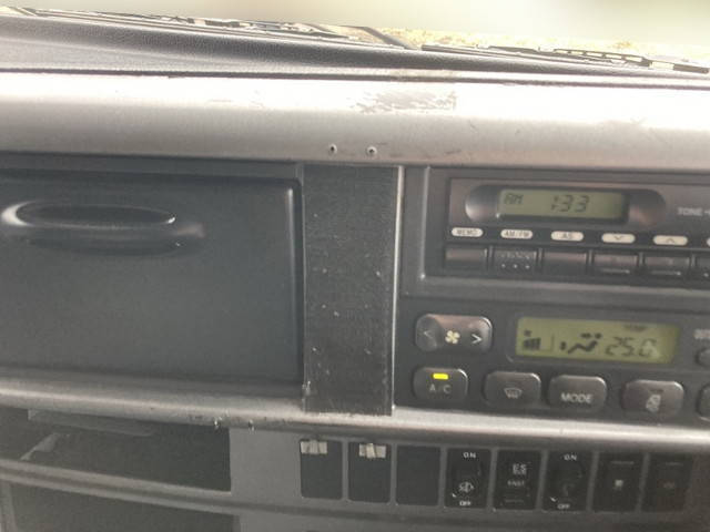 日野プロフィアアルミブロック大型（10t）[写真34]