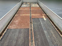 日野プロフィアアルミブロック大型（10t）[写真10]