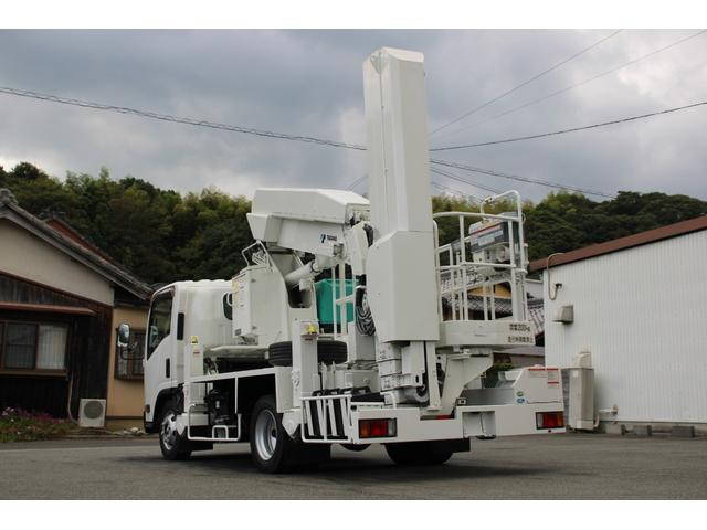 いすゞエルフ高所作業車小型（2t・3t）[写真02]