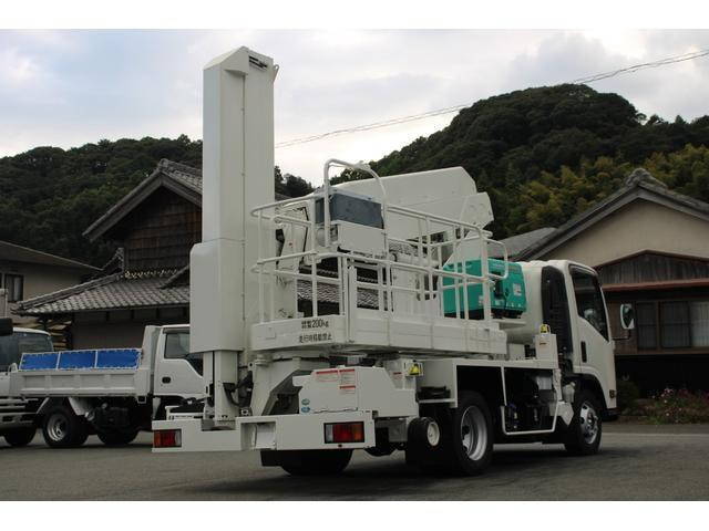 いすゞエルフ高所作業車小型（2t・3t）[写真04]