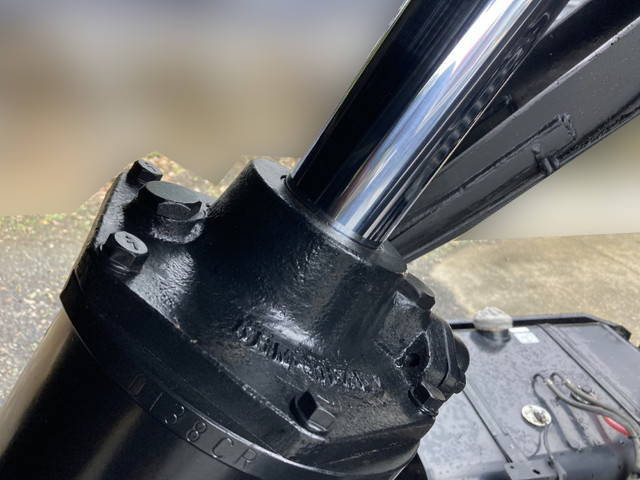 日野プロフィア深ダンプ（土砂禁ダンプ）大型（10t）[写真14]