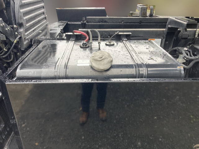 日野プロフィア深ダンプ（土砂禁ダンプ）大型（10t）[写真20]