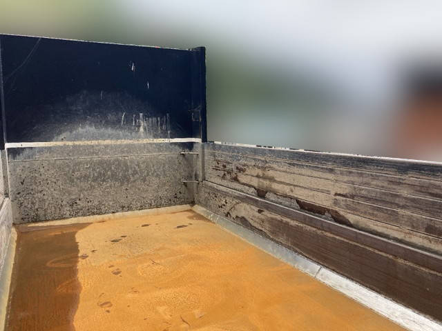 日野プロフィア深ダンプ（土砂禁ダンプ）大型（10t）[写真09]