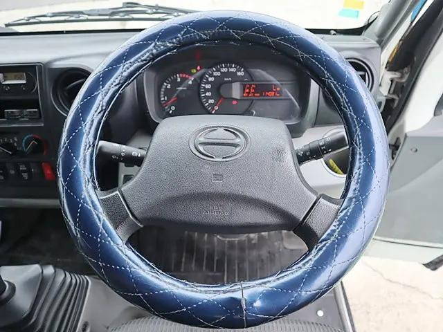 日野デュトロ幌ウイング小型（2t・3t）[写真04]