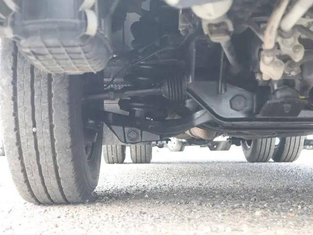 三菱ふそうキャンターアルミバン小型（2t・3t）[写真23]