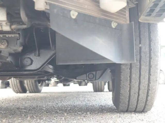 三菱ふそうキャンターアルミバン小型（2t・3t）[写真24]