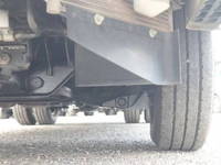 三菱ふそうキャンターアルミバン小型（2t・3t）[写真25]