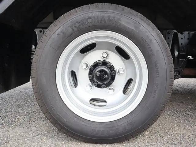 三菱ふそうキャンターアルミバン小型（2t・3t）[写真29]