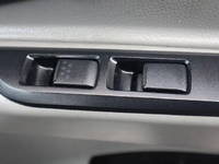 三菱ふそうキャンターアルミバン小型（2t・3t）[写真40]