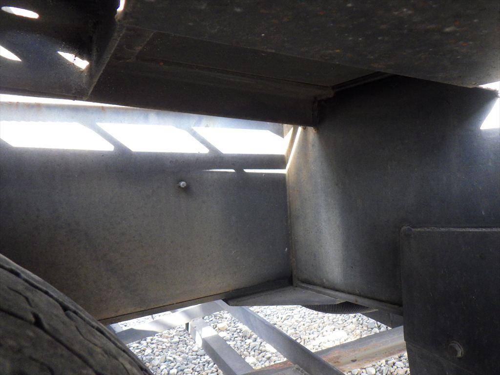 日野レンジャーキャリアカー増トン（6t・8t）[写真11]