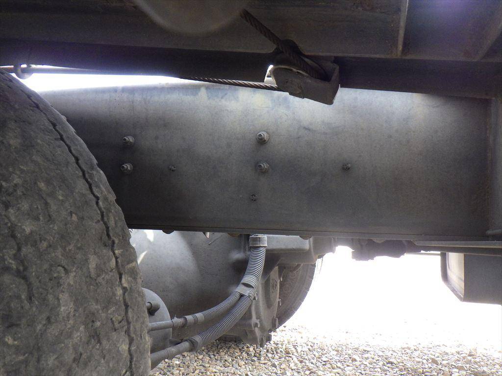 日野レンジャーキャリアカー増トン（6t・8t）[写真13]