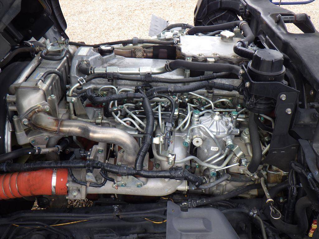 日野レンジャーキャリアカー増トン（6t・8t）[写真15]