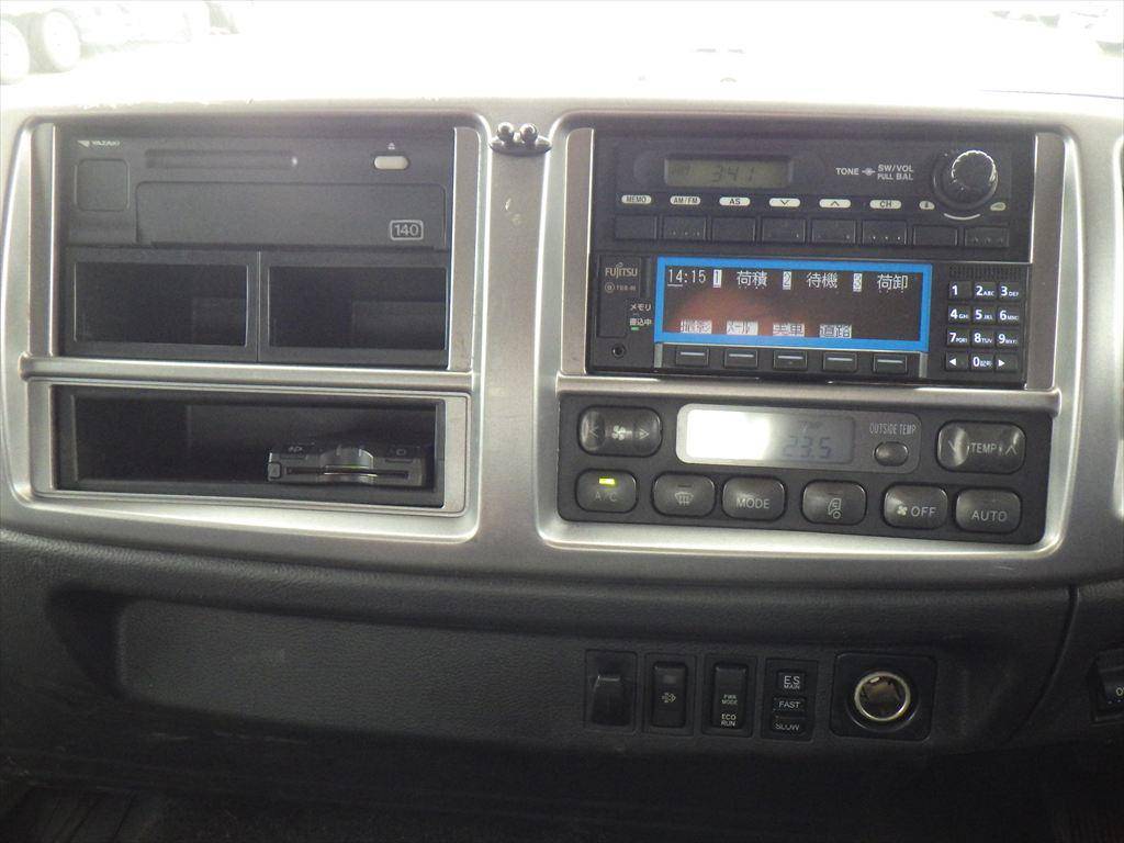 日野レンジャーキャリアカー増トン（6t・8t）[写真19]