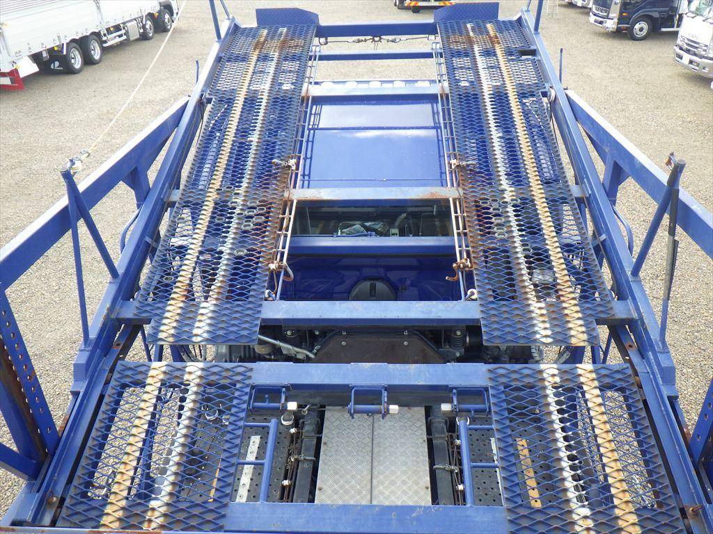 日野レンジャーキャリアカー増トン（6t・8t）[写真09]