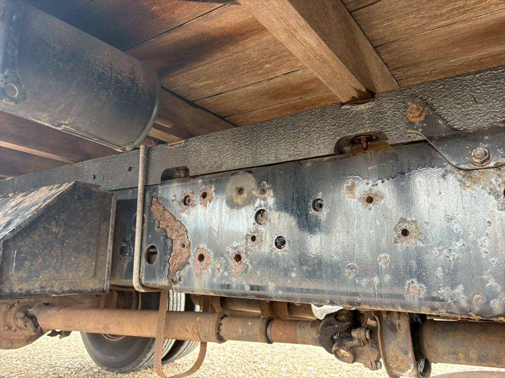 日野レンジャークレーン4段中型（4t）[写真14]