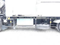 いすゞエルフ冷凍車（冷蔵車）小型（2t・3t）[写真18]