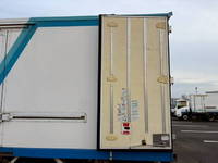 日野デュトロ冷凍車（冷蔵車）小型（2t・3t）[写真11]