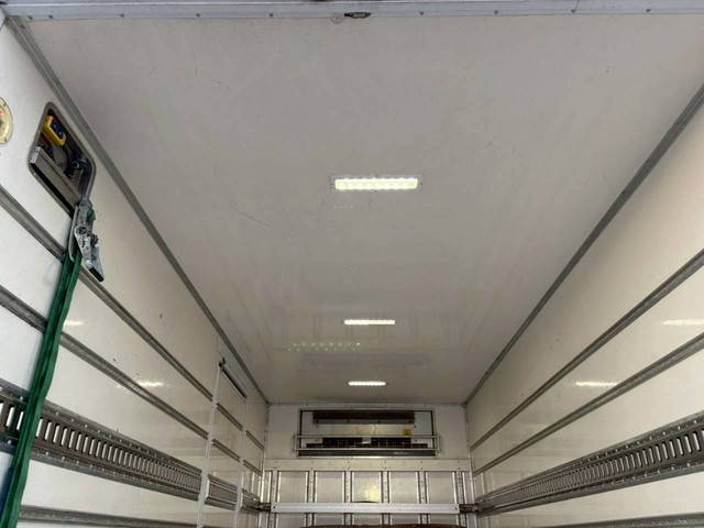 日野デュトロ冷凍車（冷蔵車）小型（2t・3t）[写真14]