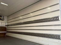 日野デュトロ冷凍車（冷蔵車）小型（2t・3t）[写真18]