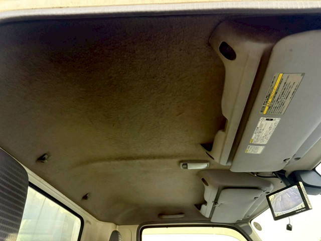 日野デュトロ冷凍車（冷蔵車）小型（2t・3t）[写真23]