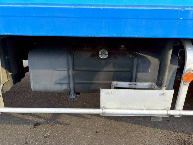 日野デュトロ冷凍車（冷蔵車）小型（2t・3t）[写真27]