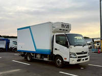 日野デュトロ冷凍車（冷蔵車）小型（2t・3t）[写真04]