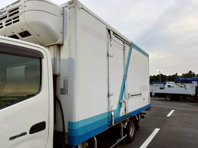 日野デュトロ冷凍車（冷蔵車）小型（2t・3t）[写真05]