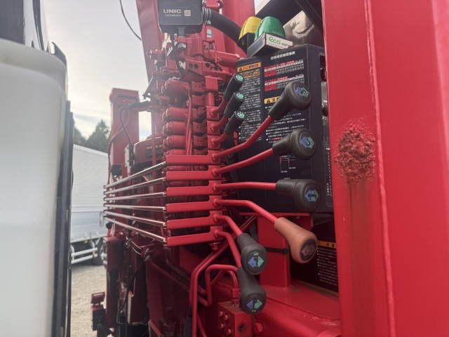 いすゞギガセルフクレーン4段大型（10t）[写真19]