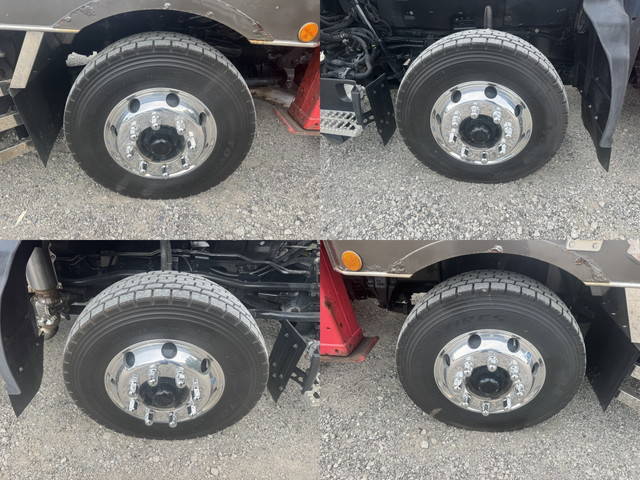 いすゞギガセルフクレーン4段大型（10t）[写真24]