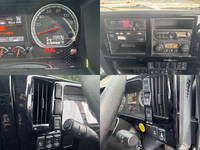 いすゞギガセルフクレーン4段大型（10t）[写真29]