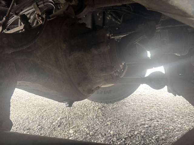 いすゞギガセルフクレーン4段大型（10t）[写真35]