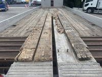 いすゞギガセルフクレーン4段大型（10t）[写真39]