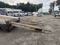 いすゞギガセルフクレーン4段大型（10t）[写真07]